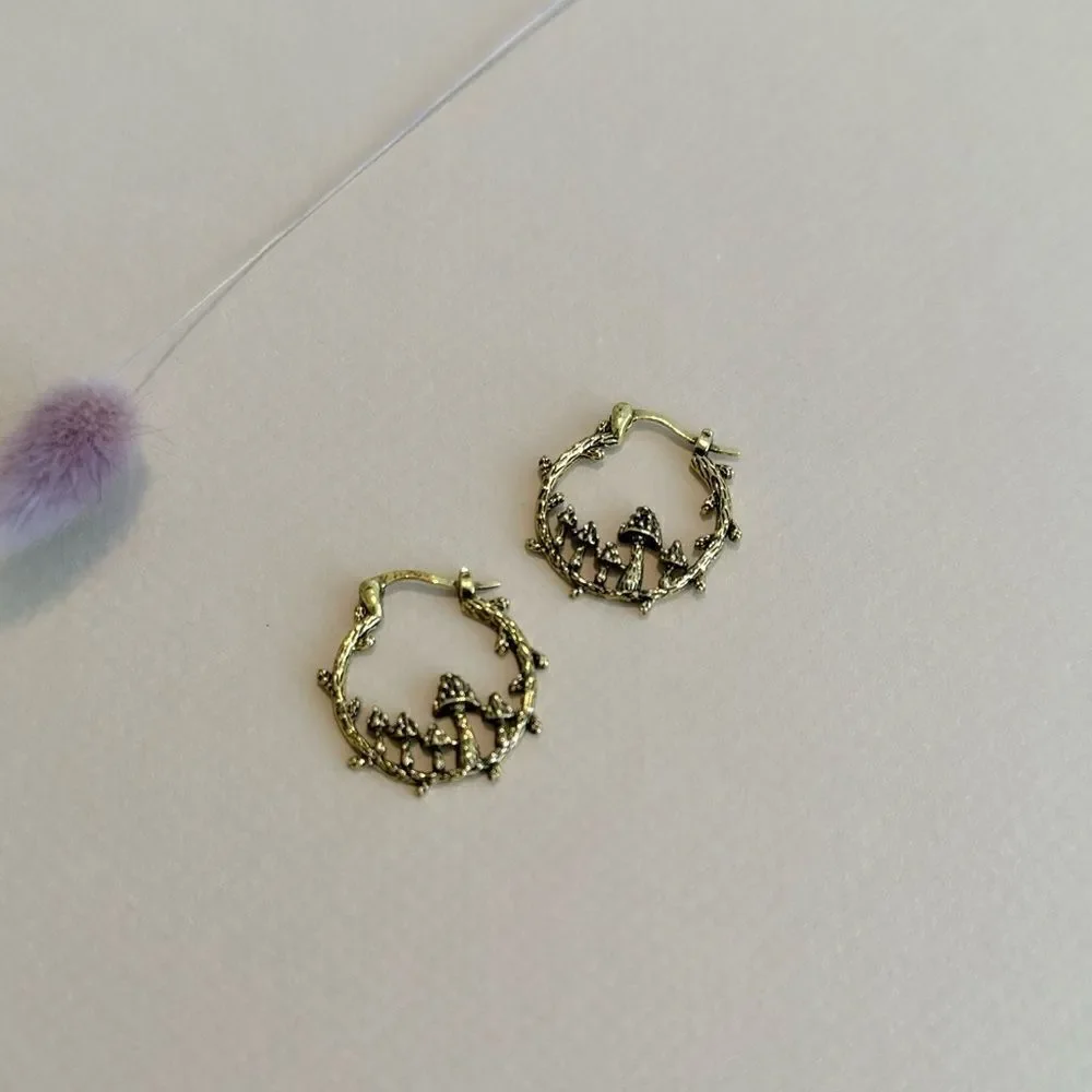 Mushroom hoop earrings N1067